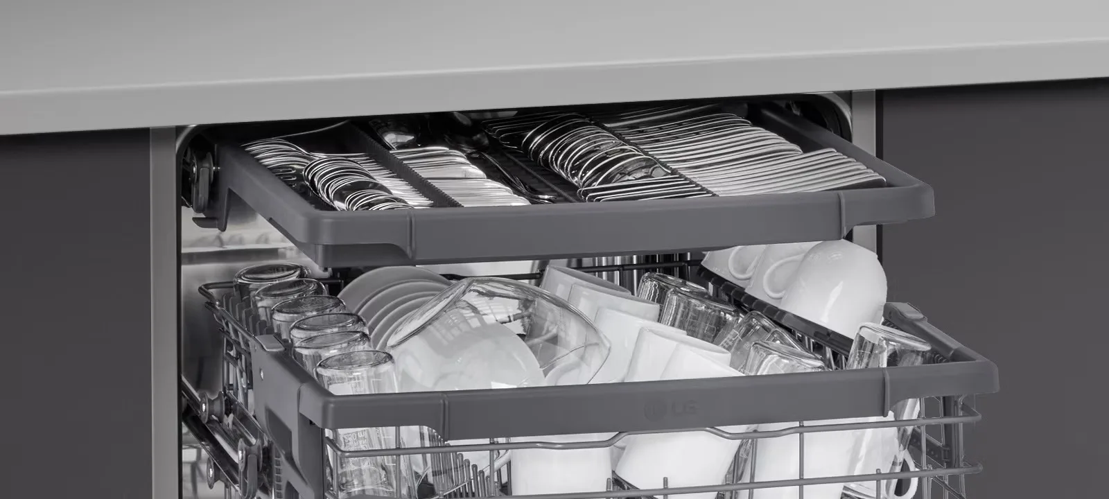 imgi 97 free standing xd5 2024 dfc533fv feature 09 2 3rd rack d