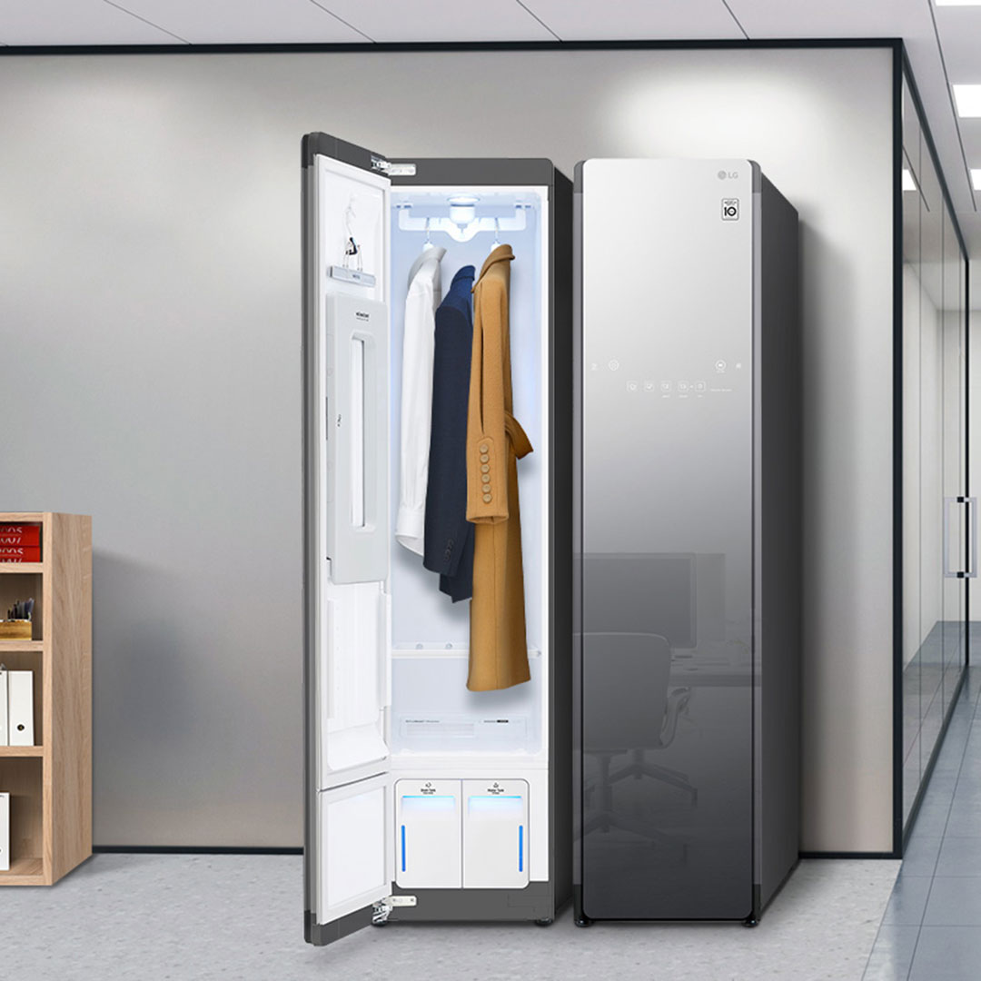 How the LG Styler™ helps to keep your clothing and belongings germ-free 4 1629268936901609